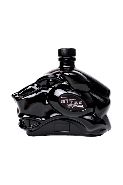 Mitre-Mezcal_Artesanal_Joven_schwarze_Jaguar-Kopf-Flasche